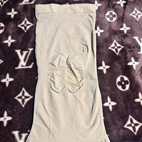 Body wrap smoothing strapless slip - Picture 2 of 3